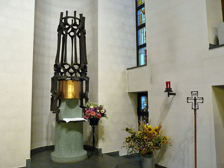 Katholische Pfarrkirche Zum Heiligen Kreuz Zierenberg (Foto: Karl-Franz Thiede)